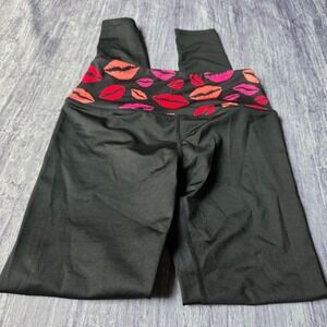 Venus Black Leggings XS Lips Print High Waist‎ Athleisure Activewear